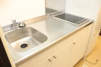 IH&ラジエントヒーター！収納もたっぷりです♪