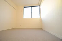 ２階居室はカーペット