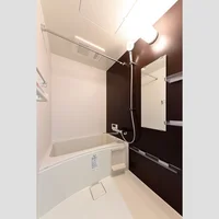 家具家電・雑貨品消耗品等、設置前の室内写真となります。