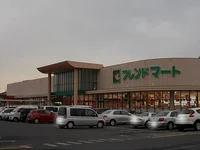 フレンドマート志津東草津店まで1355m