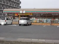 セブンイレブン草津追分町店まで654m