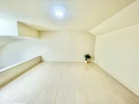 ※撮影用の観察植物・食器調理器具・雑貨類等はございません。※写真は現況優先