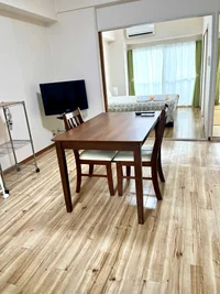 ダイニングテーブル