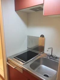 2口電気コンロのキッチン