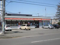 セイコーマート長都駅前店まで370m