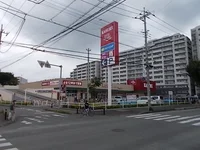 カスミフードスクエアゆりのき台まで450m