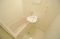 お風呂・トイレ別です。