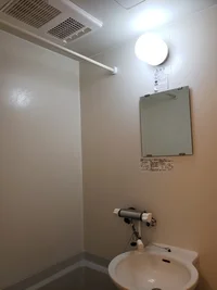 雨の日にも便利な浴室乾燥機付き