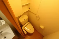 温水洗浄便座を完備しており快適な毎日を!