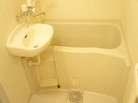 お風呂も広々使えます♪