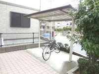 屋根付き駐輪場