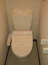 ウォシュレット付きトイレ