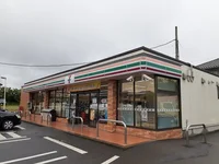 セブンイレブンまで720m