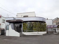 杉浦歯科医院まで180m