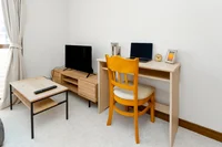 PCデスクあります。