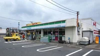 ファミリーマート滑川羽尾店まで450m