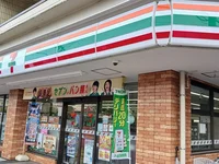 セブンイレブン戸田新曽南店まで203m