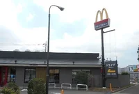 マクドナルドまで600m