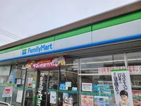 ファミリーマート川口南前川店まで772m