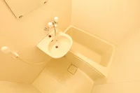 お風呂とトイレは別々（※画像は代表例です）