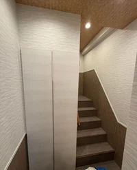２階～３階の階段です。