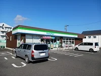 ファミリーマート工業高校前店まで500m