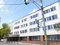 北郷小学校まで600m