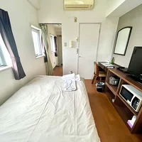 小窓付きで日当たり良好・角部屋