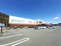 サニーアクシスいの店まで1800m