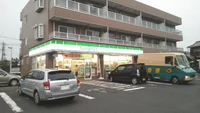 ファミリーマート　浦和大谷口店まで350m