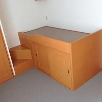 2F以上は絨毯です