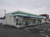 ファミリーマート万野原店まで600m
