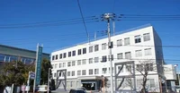 栄警察署まで476m