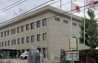 三崎警察署まで105m