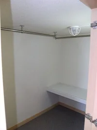 ベッド下収納