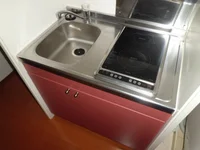 2口電気コンロ付ミニキッチン。