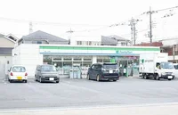 ファミリーマート滝山一丁目店まで500m