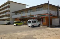 セブンイレブンまで500m