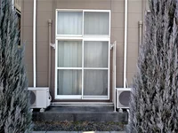1F