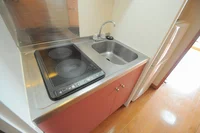 キッチンの仕様は異なる可能性が御座います。「現況優先」