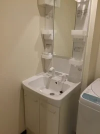 独立洗面台