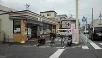 セブンイレブン横浜丸山町店まで495m
