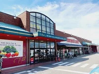 マルヨシセンター伊予店様まで800m