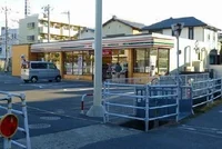 セブンイレブンまで400m