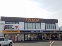 TSUTAYA岡富店まで1000m