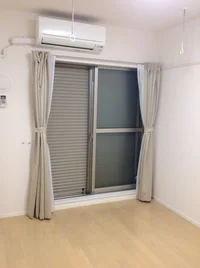 防犯シャッター 室内物干し有
