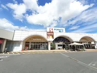 サンシャイン 佐川まで1600m