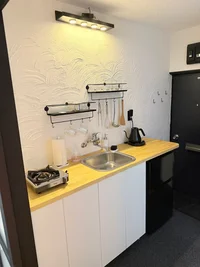 食器・調理器具完備のキッチン