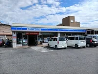 ローソン甲府池田通り店まで800m