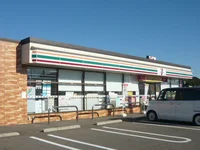 セブンイレブン益田中吉田店まで2000m